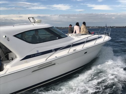 luxury boat hire