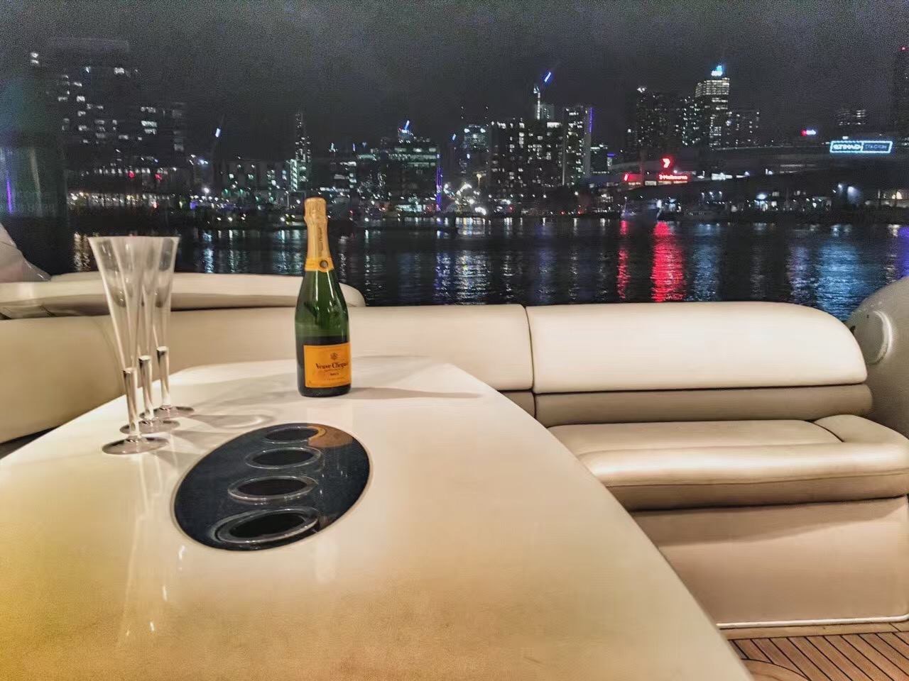 small yacht hire melbourne
